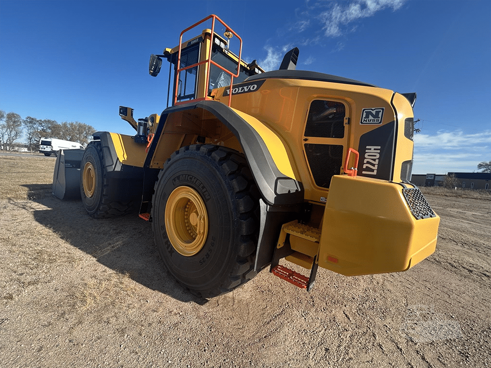 2025 Volvo L220H wheel loader
