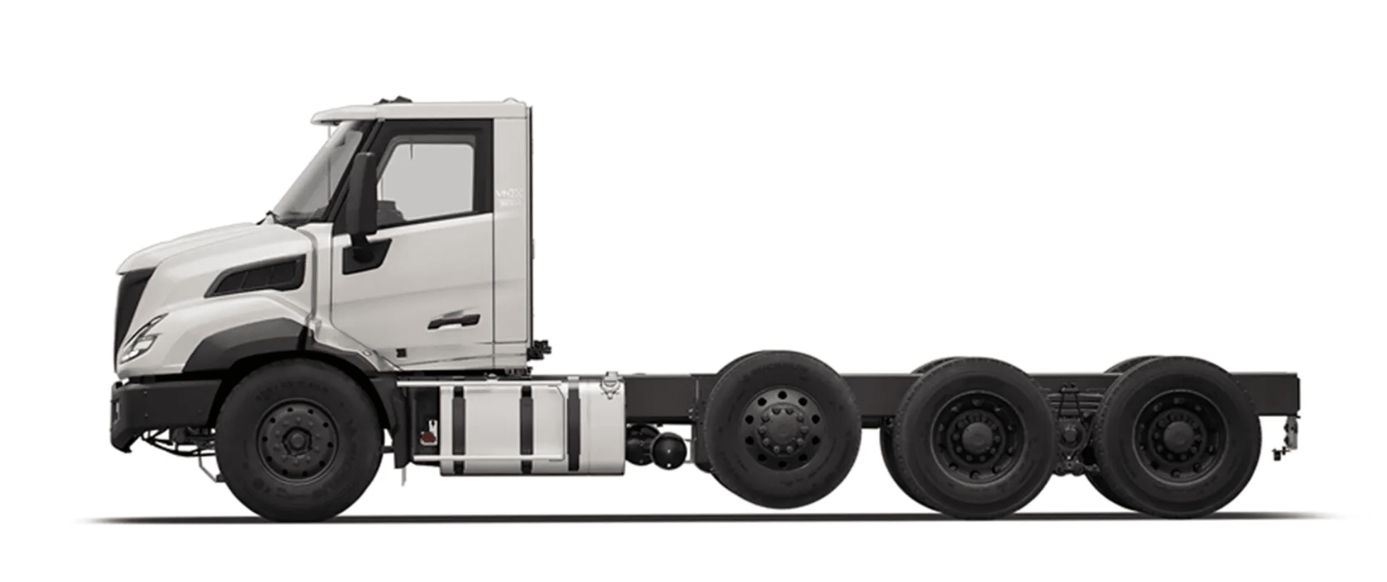Side profile of the Volvo VNX 440 mid-roof sleeper tractor